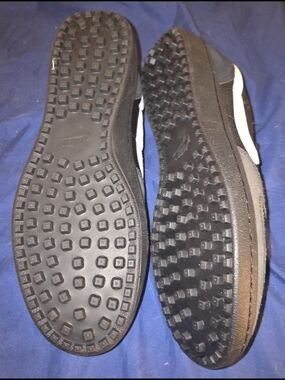 Nike Men's Black Athletic Shoes